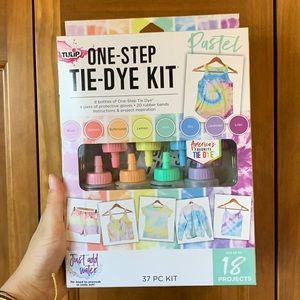 NEW Tie Dye Kit